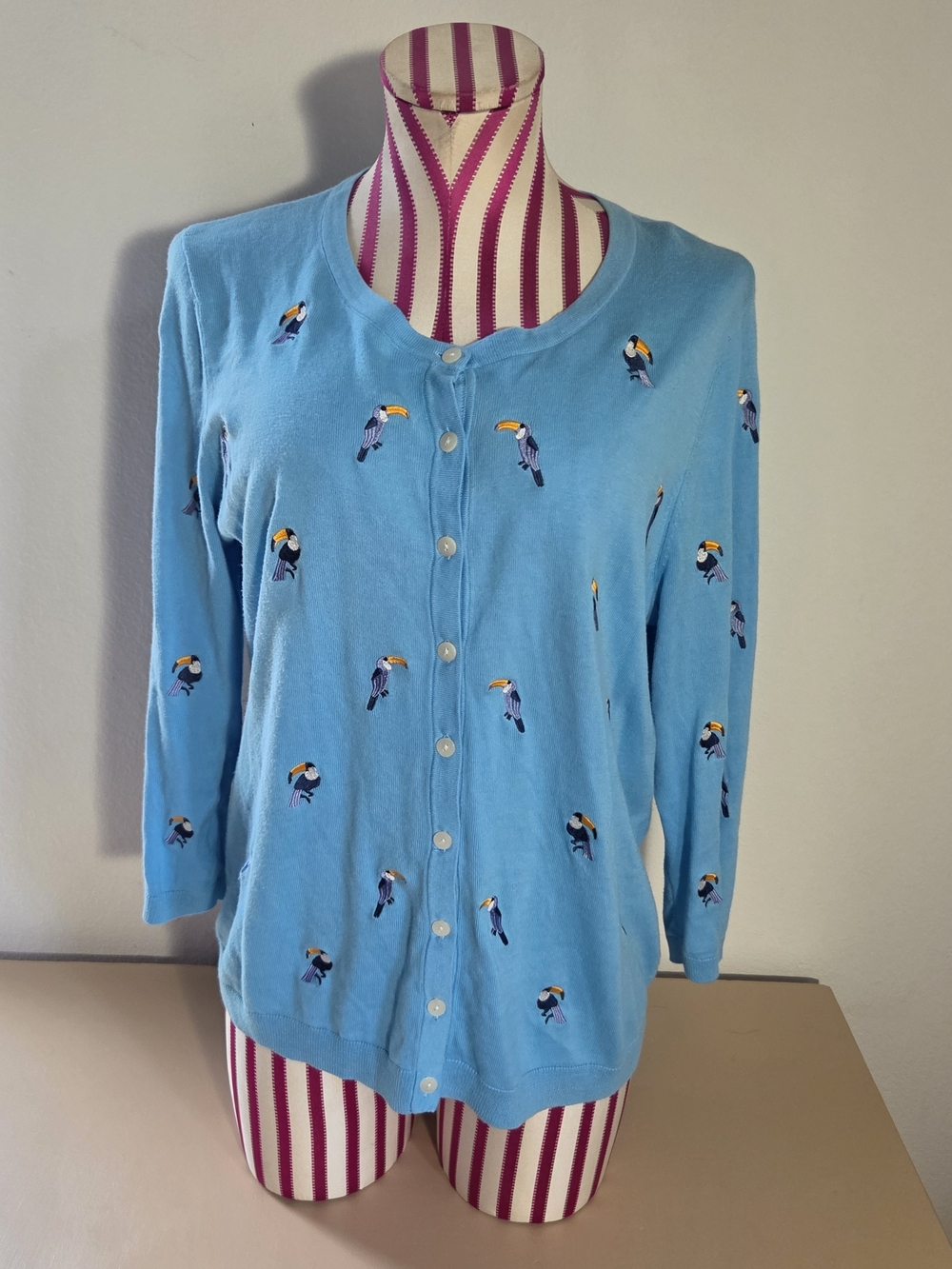 Talbots Toucan Bird Embroidered Cardigan Sweater Size Large coastal preppy